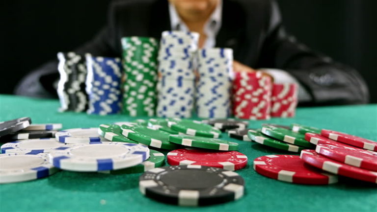 pokerqq
