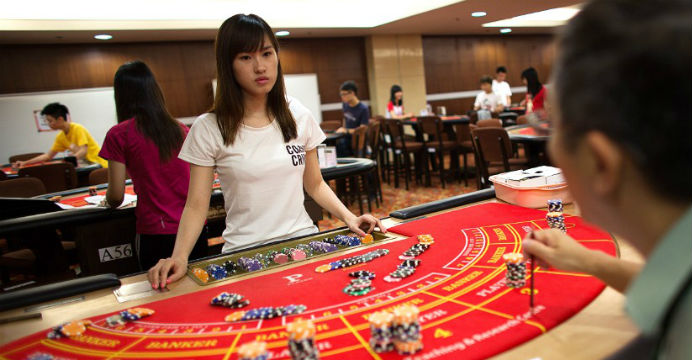 Play Online Casino 